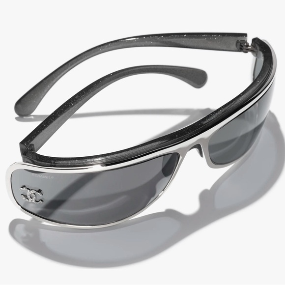 Chanel SHIELD SUNGLASSES - Picture 5 of 5